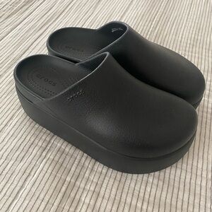 CROCS Dylan Platform Clog Women’s Size 8 NEW NEVER WORN